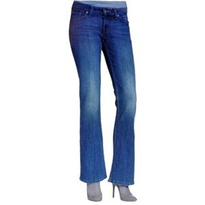 Levi's 528 Jeans Mid Rise Curvy Cut Bootcut WOMEN'S 9M Juniors Denim WOMAN'S